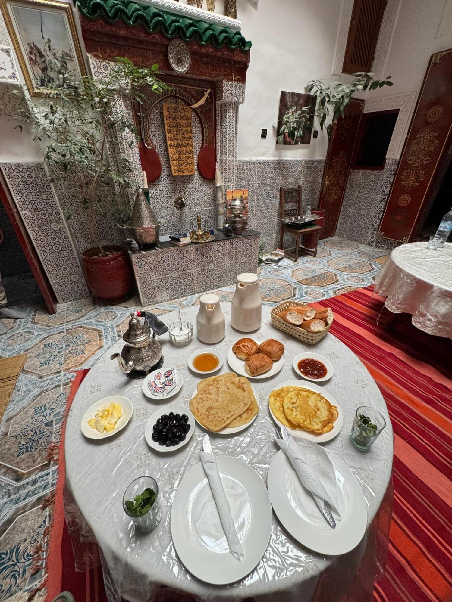 Dar Enouiina Fez Exterior foto