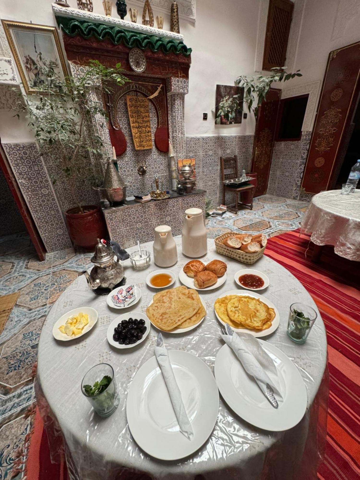 Dar Enouiina Fez Exterior foto
